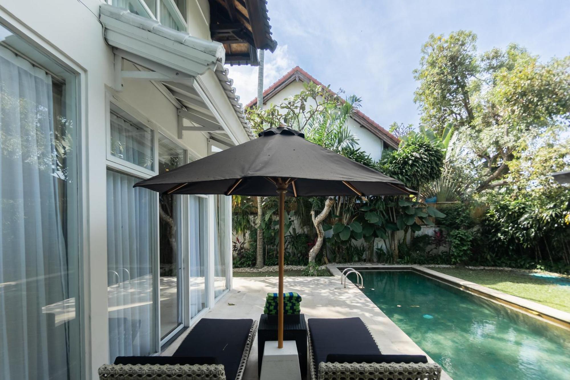 Four On Drupadi Vila Seminyak Exterior foto