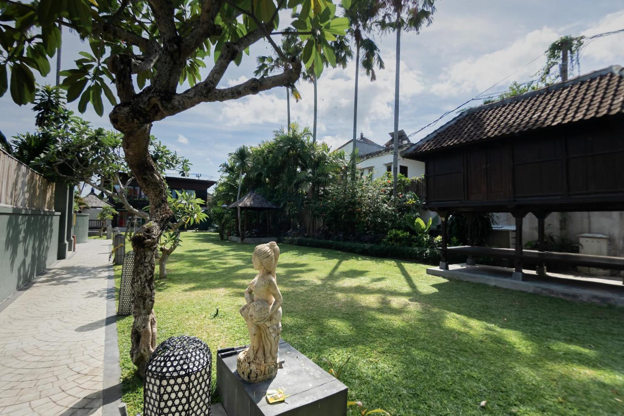 Four On Drupadi Vila Seminyak Exterior foto